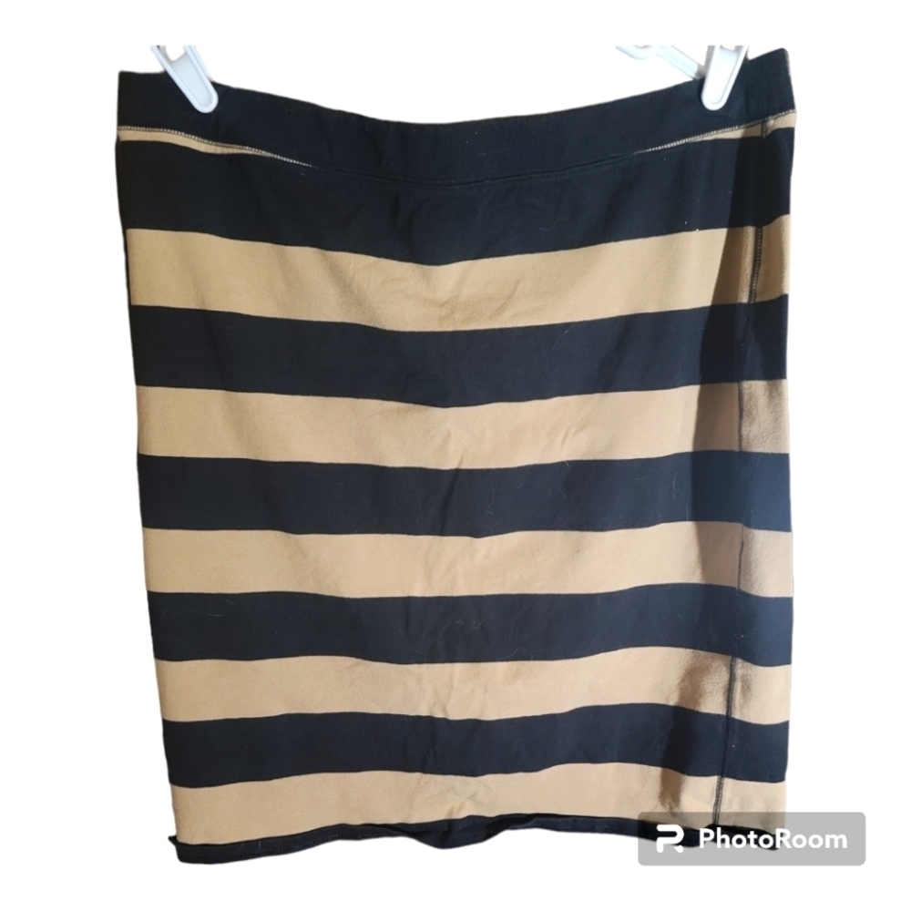 Old Navy Xl black and tan min skirt